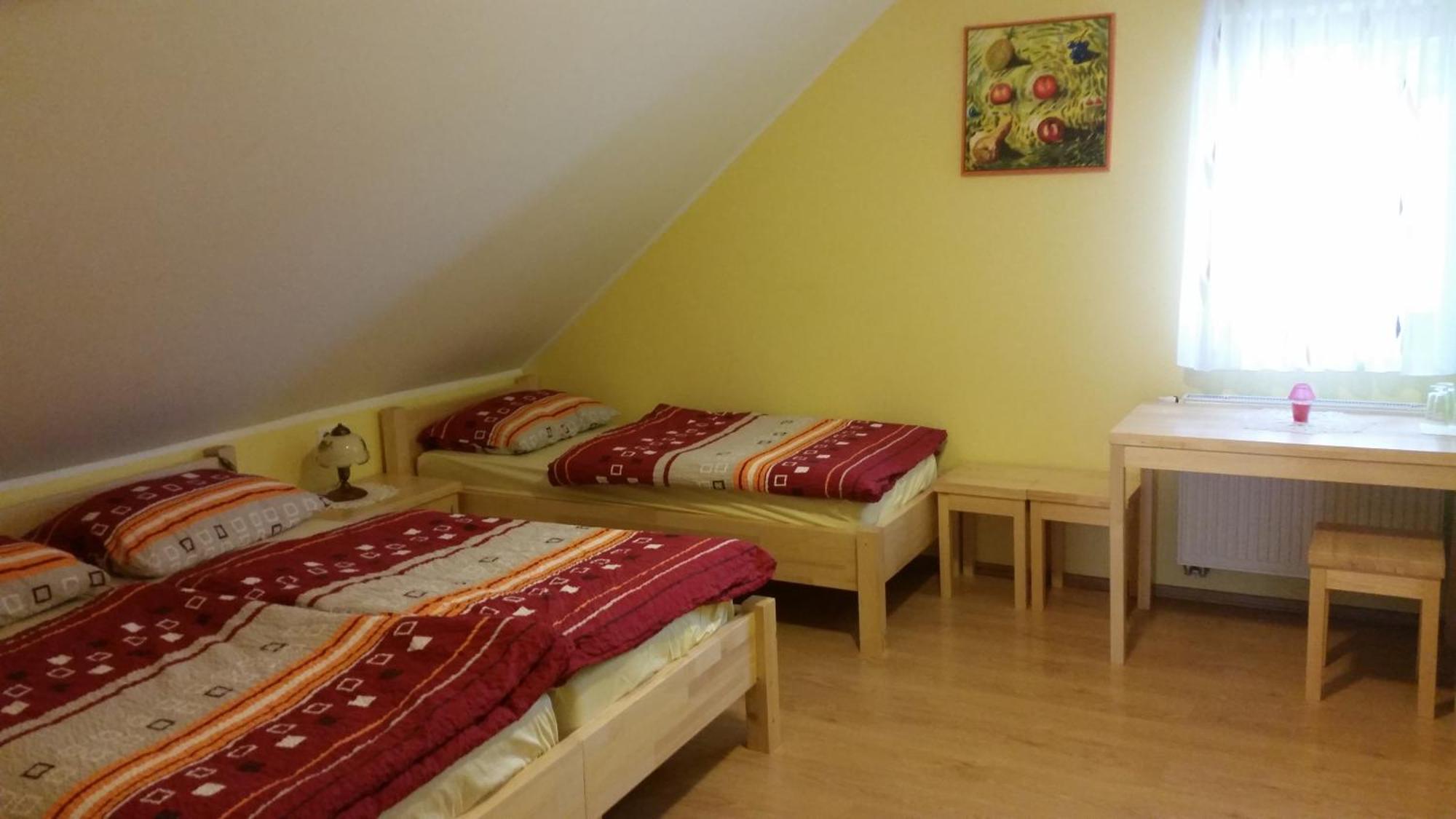 צרקליה נה גורניסקם Guest House Pr Ambruzarju & Apartments חדר תמונה