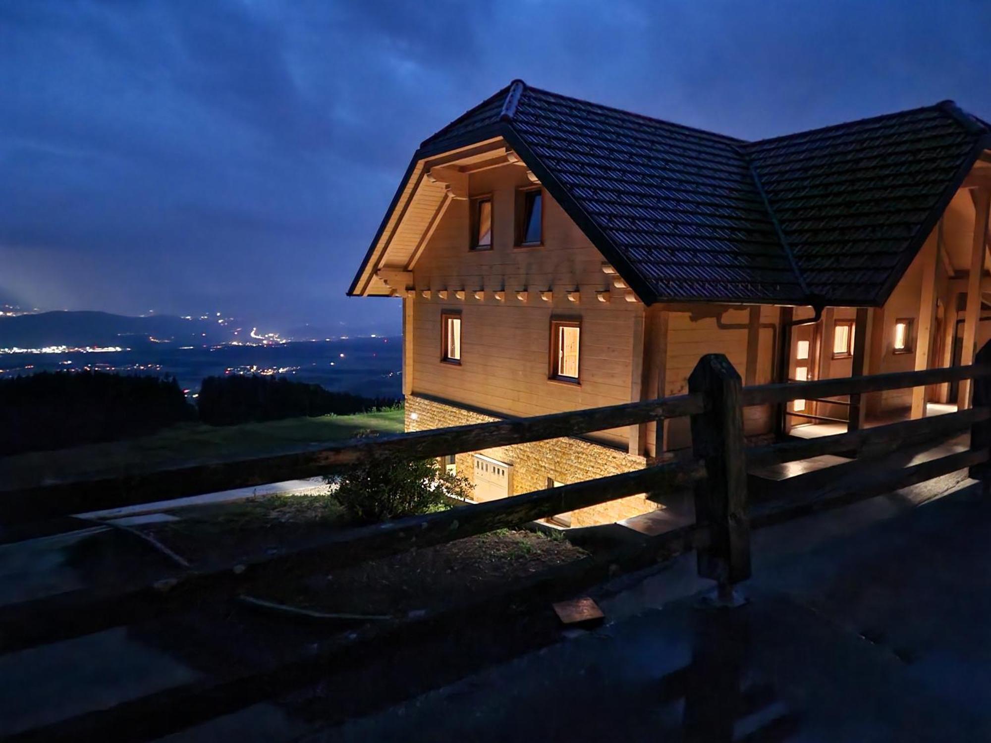 צרקליה נה גורניסקם Guest House Pr Ambruzarju & Apartments חדר תמונה